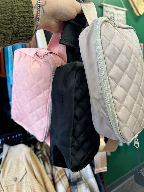 Quilted Solid Color Quilted Microfiber Waist Handbag