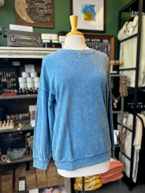 Classic Blue Washed Round Neck Pullover Sweatshirt