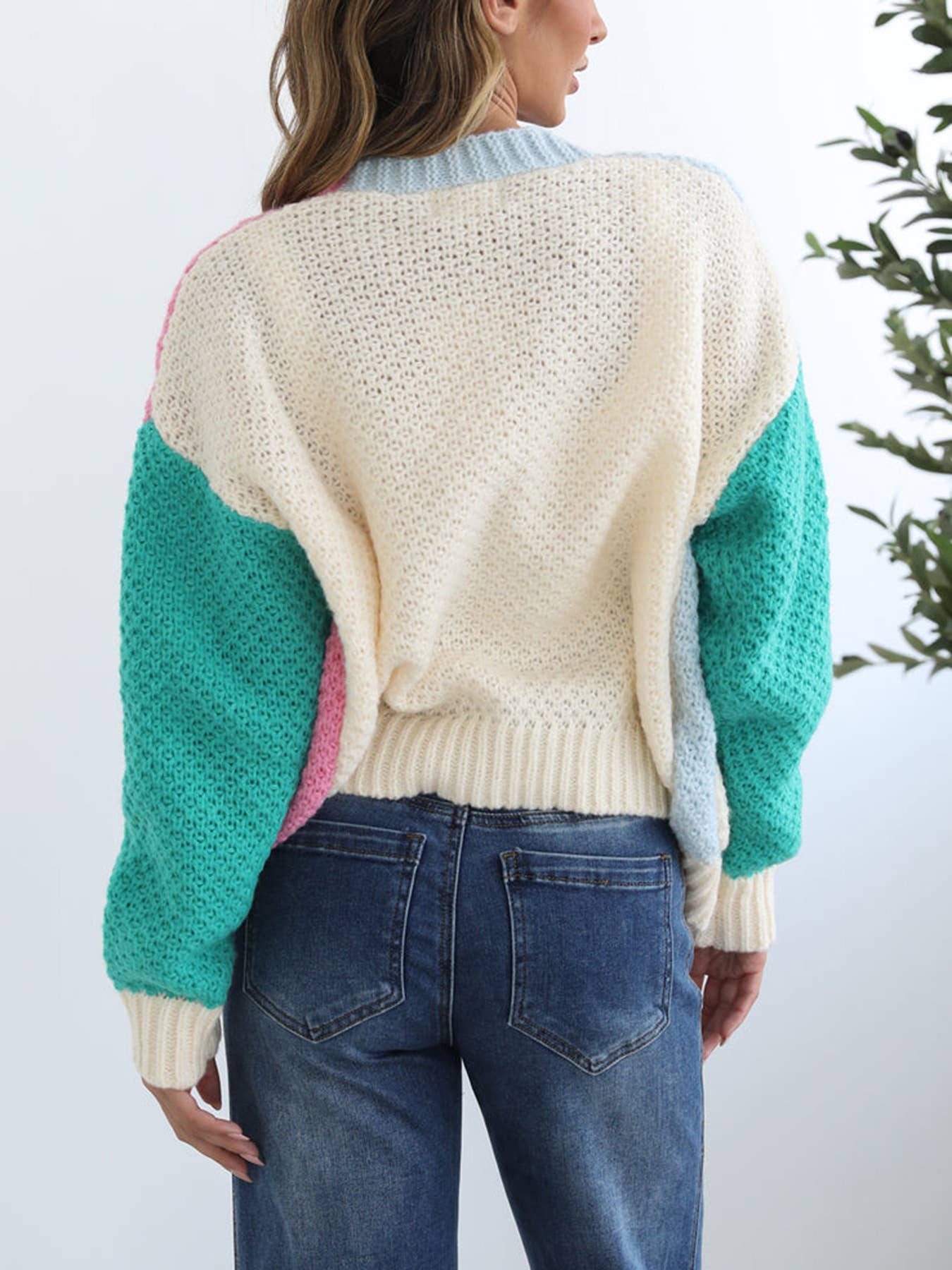 Sale - Contrasting Color Spring Knitted Cardigan