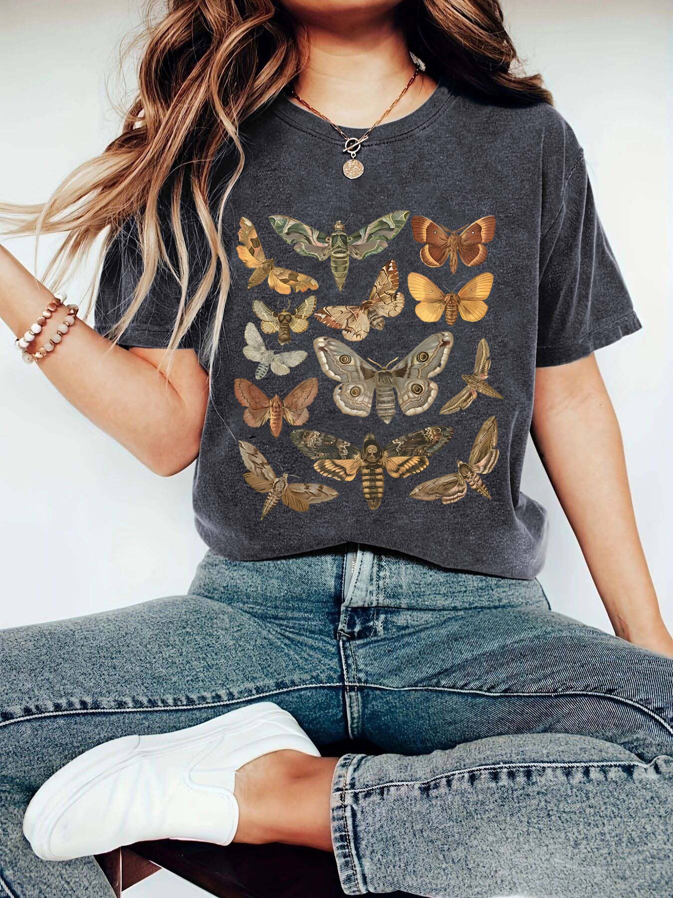 $10 Rack - Butterfly & Moth Print graphic short-sleeve T-shirt