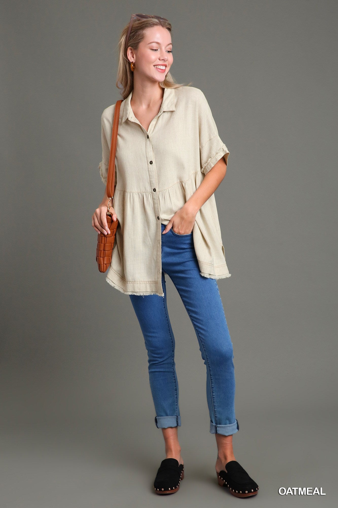 Oatmeal Linen Collared Button Up Top