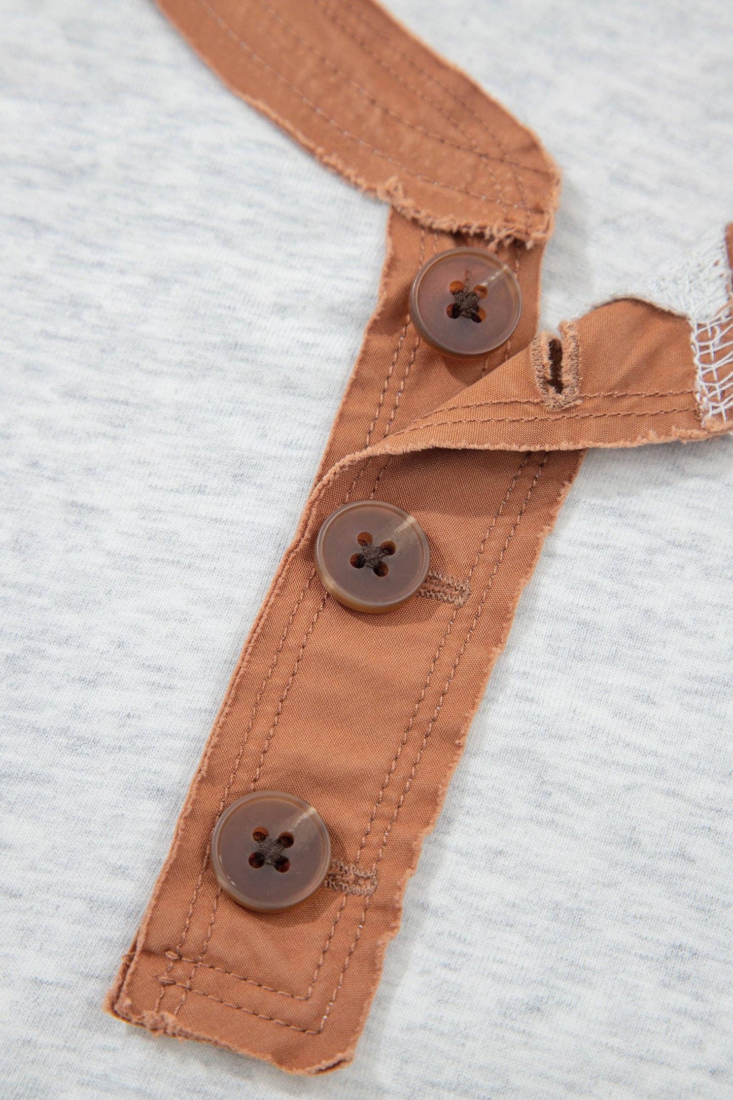 Short Sleeve Contrast Trim Button Henley Tee