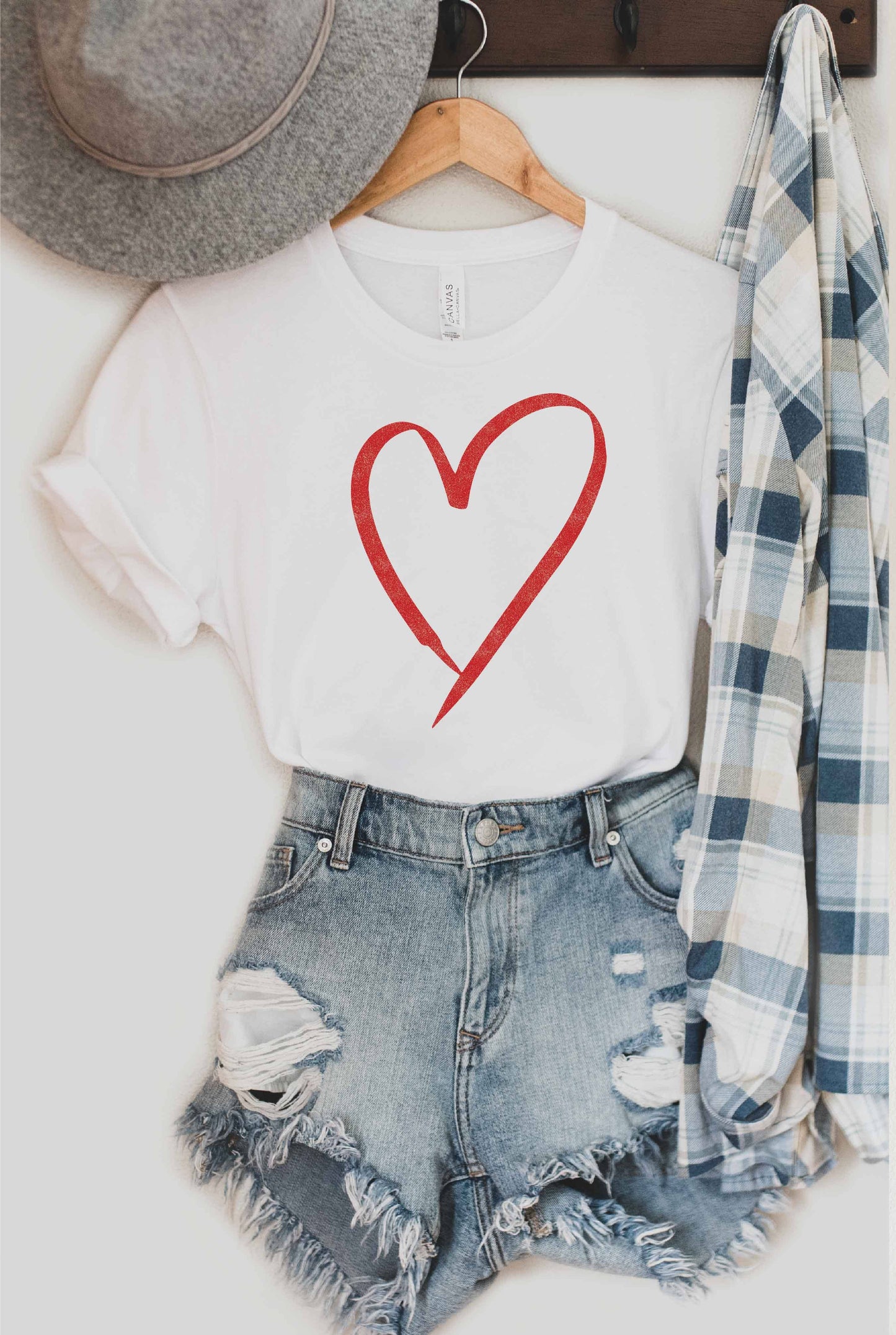 HEART Graphic T-Shirt