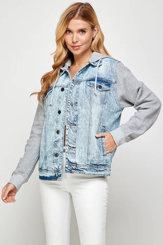 Women's Boyfriend's Denim Jacket - Light Wash