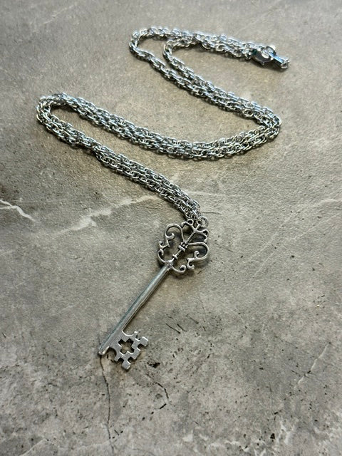 The Mindy Necklace - Large Skeleton Key Necklace