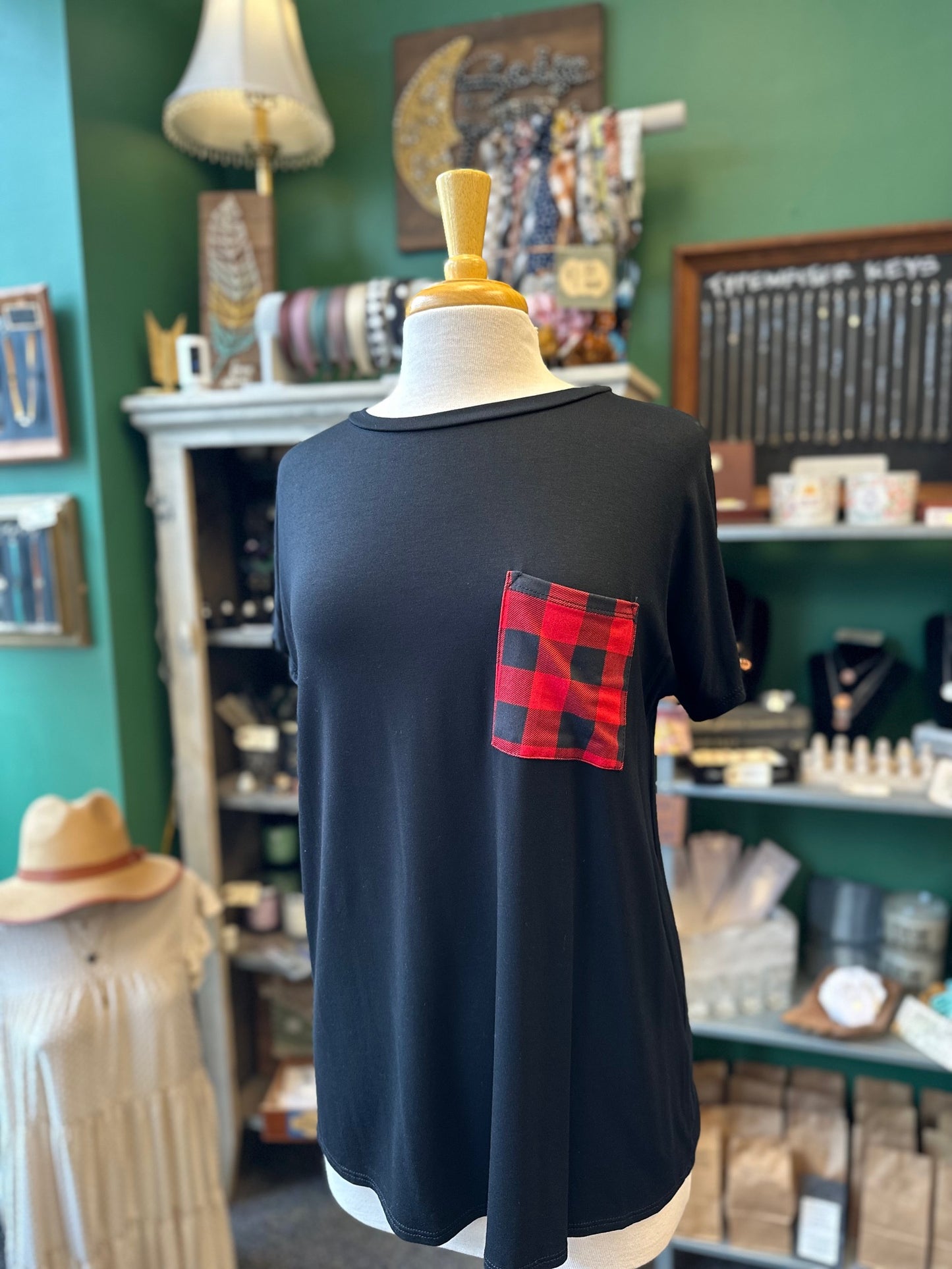 $10 Rack - Black Plaid Pocket Top