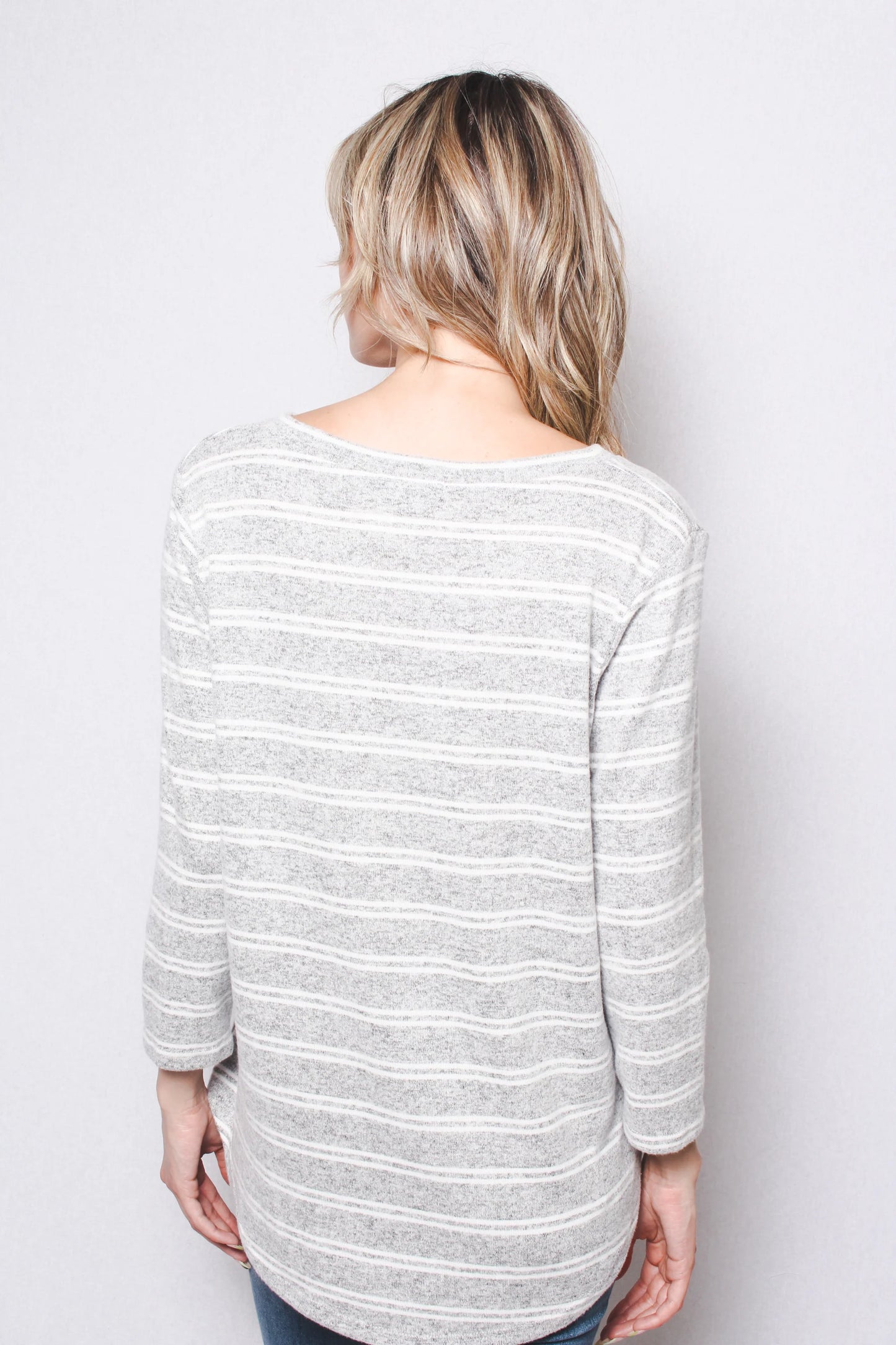 Gray Stripe 3/4 Top