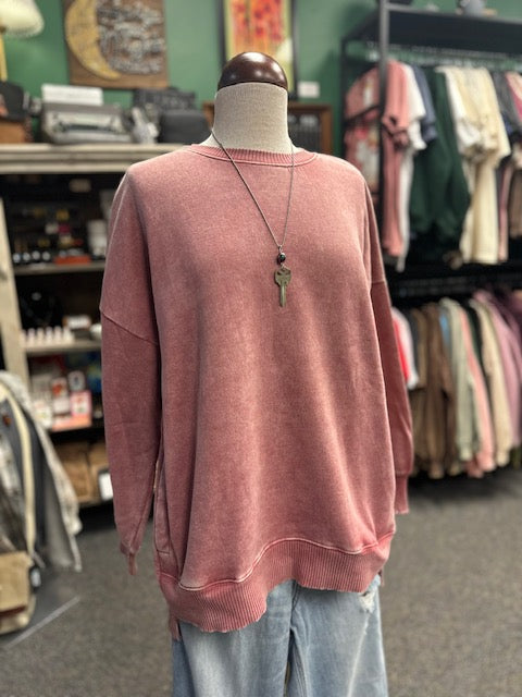 Winter Rose Acid Wash Fleece Hi-Low Hem Pullover
