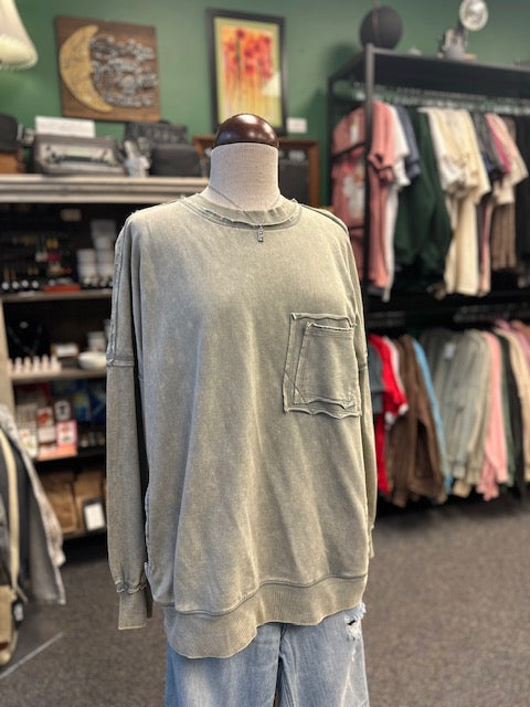 Sleet Distressed Pocket Sweatshirt