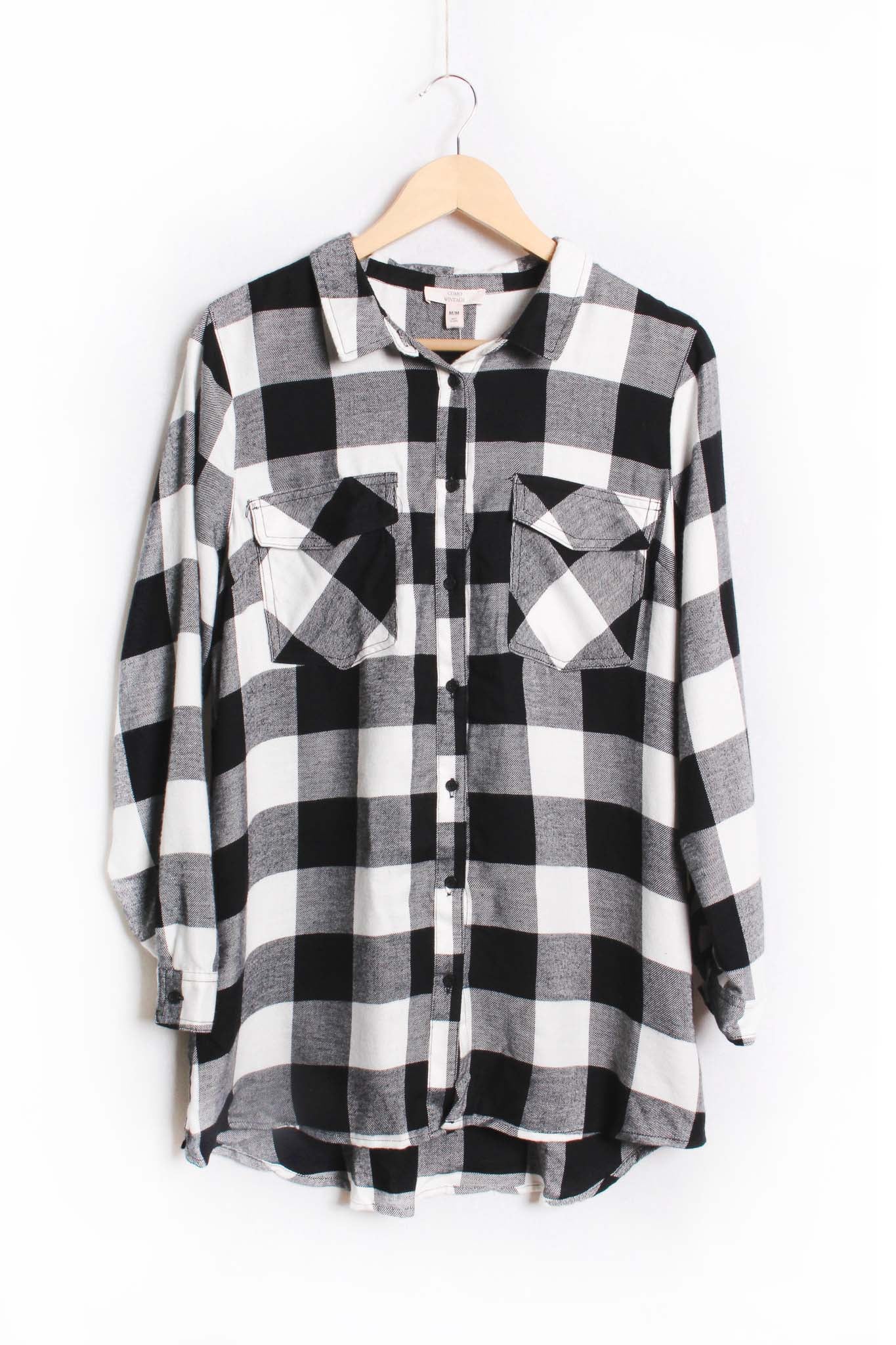 White & Black Two Pocket Plaid Top