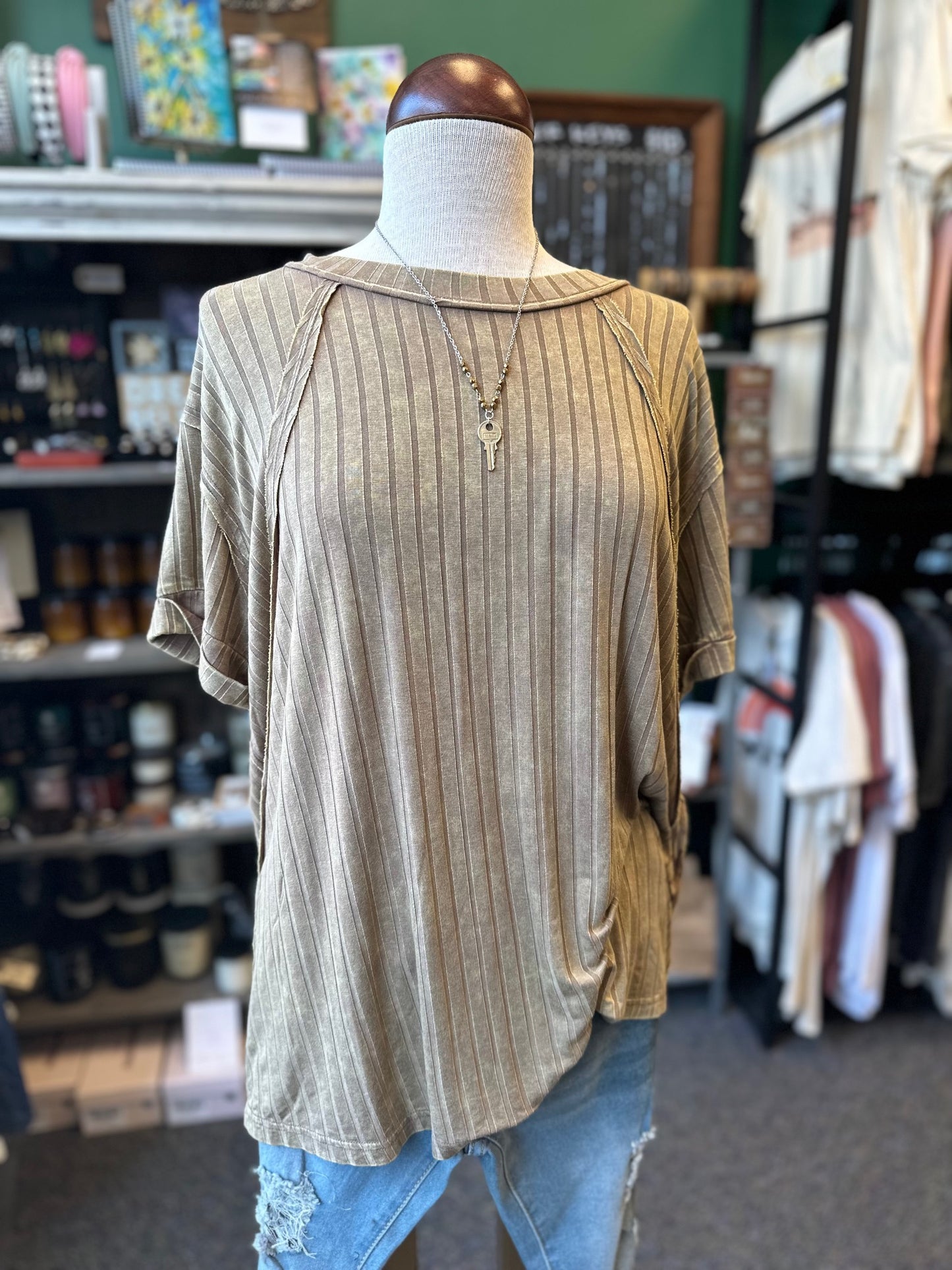 Ribbed Raglan Mocha Short Sleeve Top