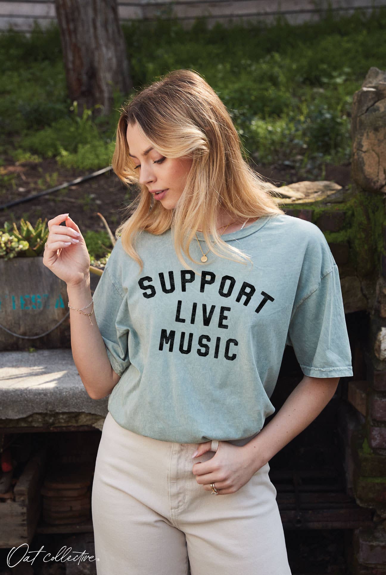 SUPPORT LIVE MUSIC Mineral Graphic Top - Cream