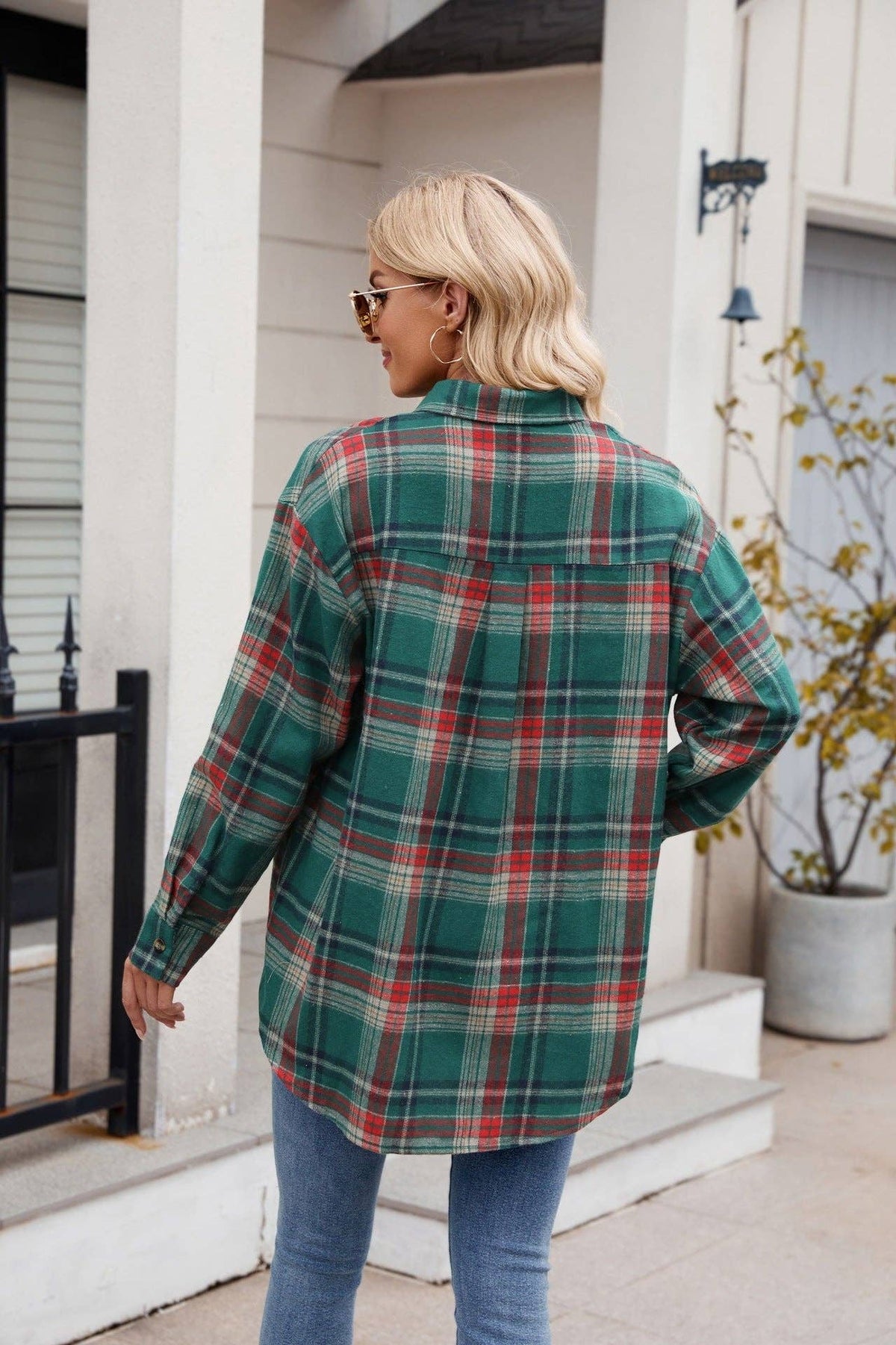 Green and Red Women’s Casual Plaid Flannel Shirt with Pockets